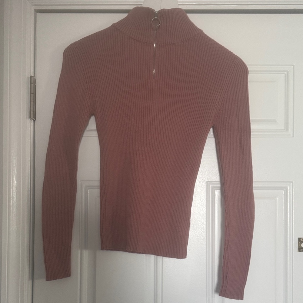Love Tree Mauve Turtleneck Sweater